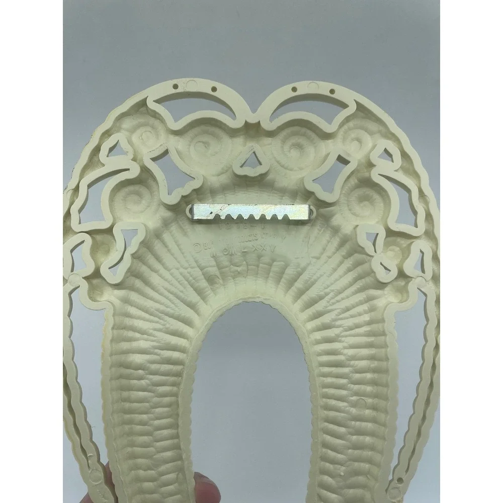 Vtg‎ Burwood Products 70s Wall Sconce Decor Ivory Ornate Swirl 18